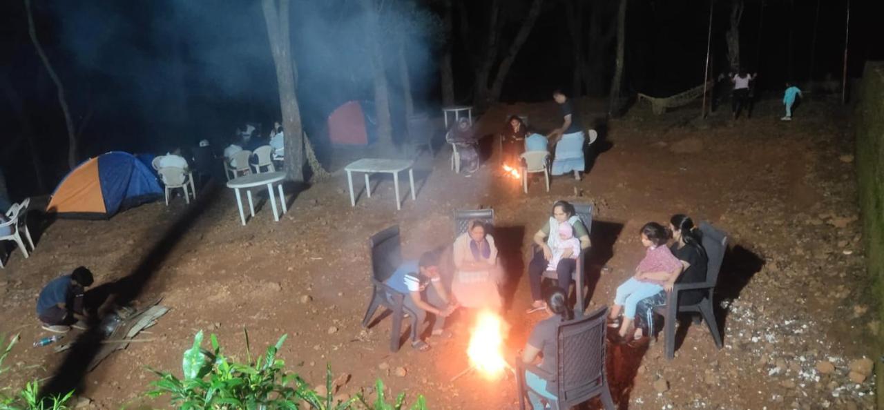Hotel Hilltone- Matheran Bagian luar foto