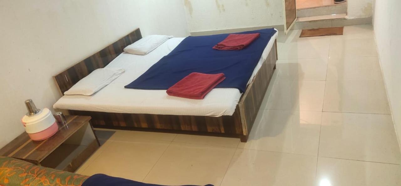 Hotel Hilltone- Matheran Bagian luar foto